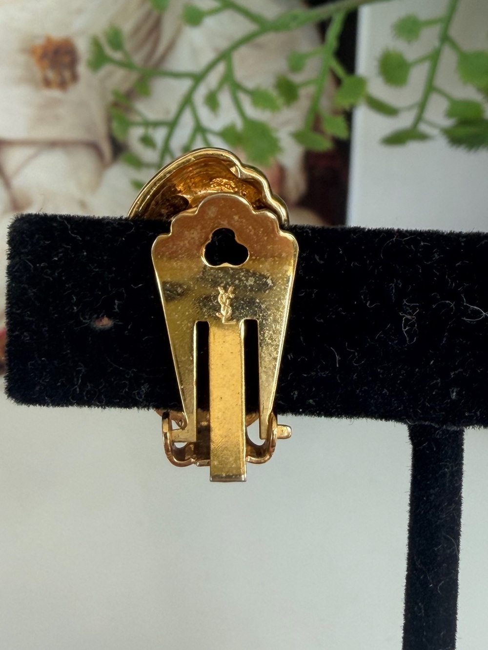 SOLD 💋YSL Vintage Cable Crystal Earrings - Picture 4 of 5